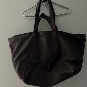 BAGGU Black Travel Bag